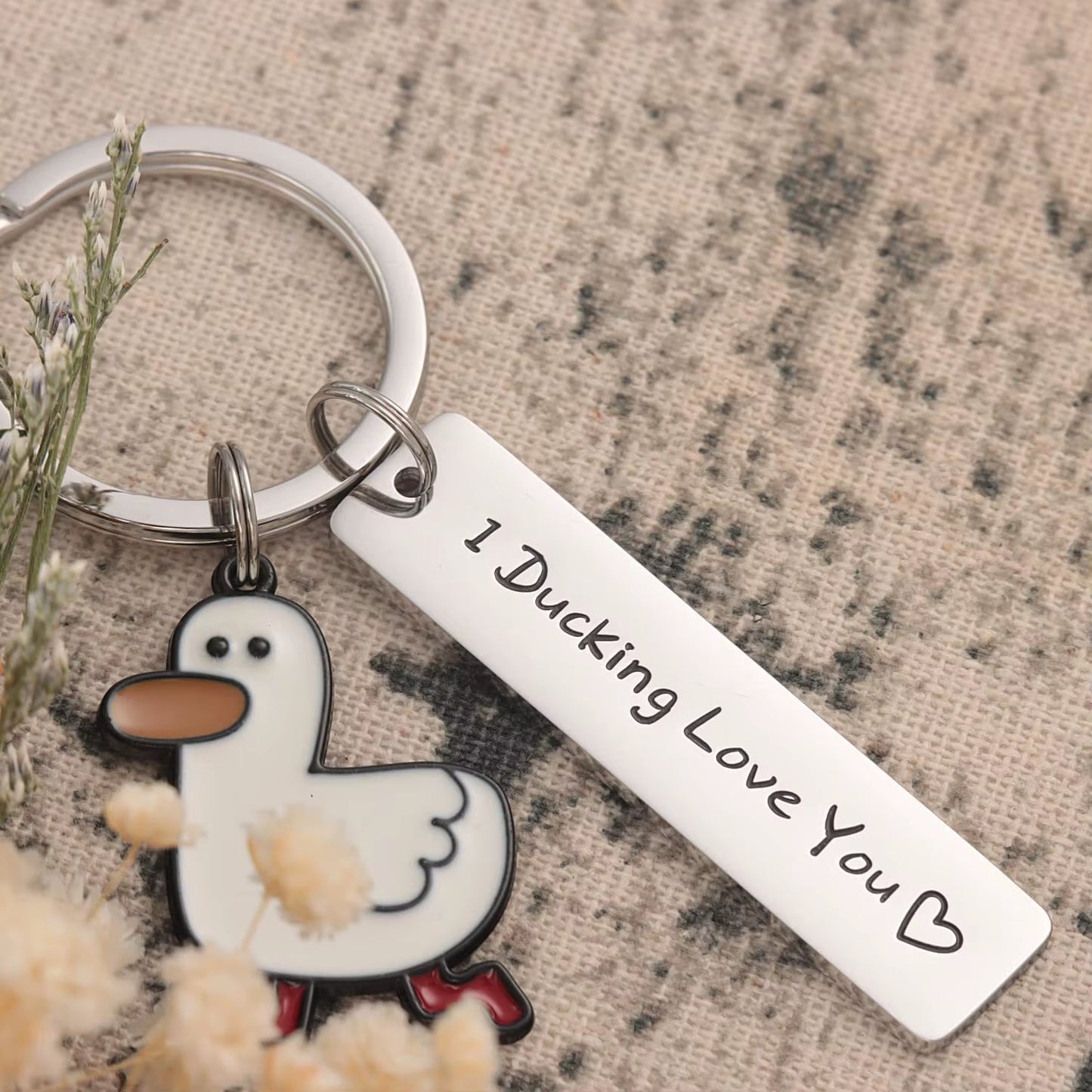 Funny Lover Gift I Ducking Love You Cute Duck Pun Keychain Couples Jewelry Valentine’S Day Gift for Boyfriend Girlfriend